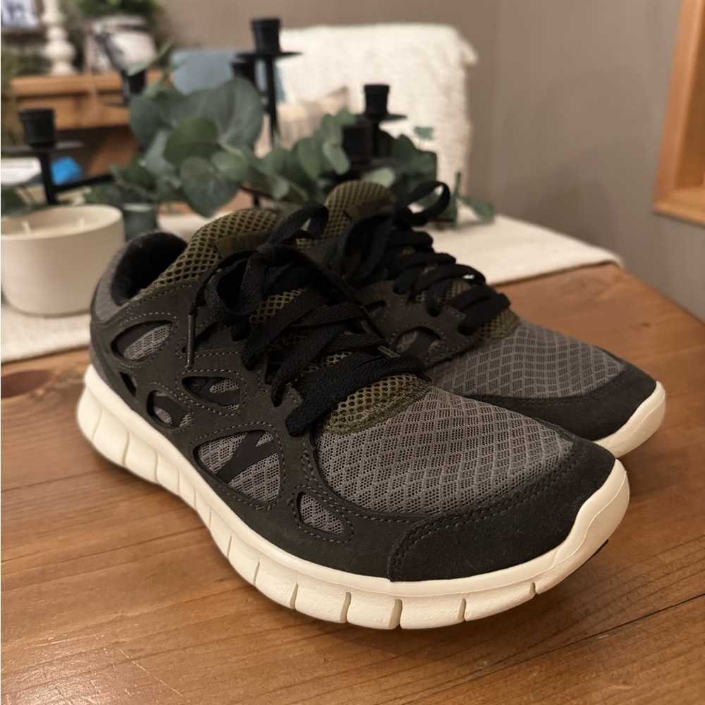 NWOT - Nike Free Run 2 Men's Shoes Sequoia-Black Olive 537732-305